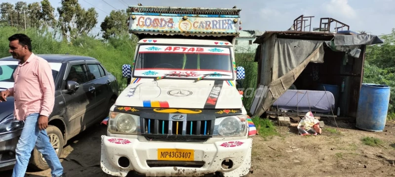 MAHINDRA AND MAHINDRA BOLERO PICK UP