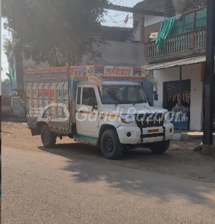 MAHINDRA Bolero Pik-Up