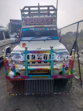 MAHINDRA Bolero Pik-Up