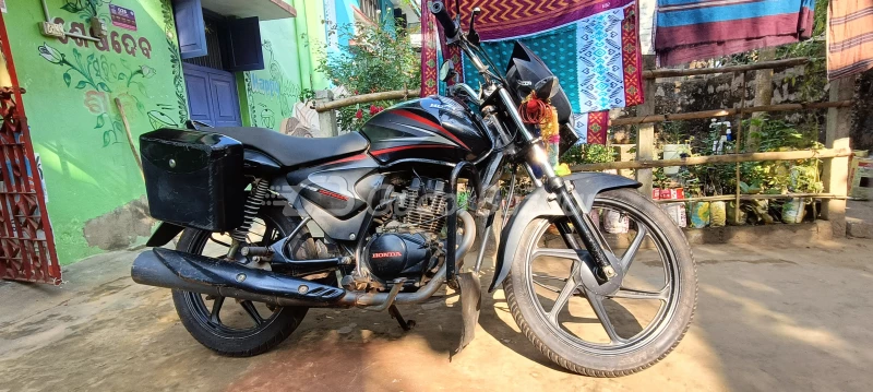 Used Honda CB Shine STANDARD bikes for Sale in Cuttack Second