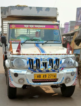 MAHINDRA Bolero Pik-Up