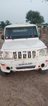 MAHINDRA Bolero Camper