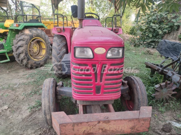 MAHINDRA 555 Di Power Plus