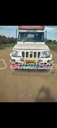 MAHINDRA Bolero Pik-Up