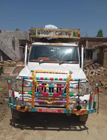 MAHINDRA BOLERO