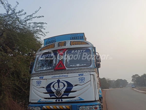 ASHOK LEYLAND AL 3520