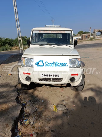 MAHINDRA Bolero Camper