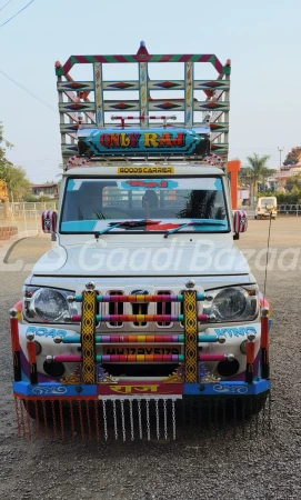 MAHINDRA Bolero Pik-Up