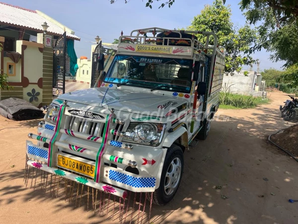 MAHINDRA BOLERO