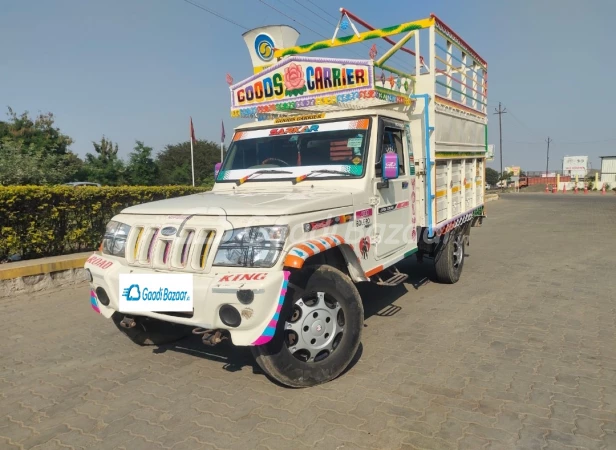 MAHINDRA Bolero Pik-Up