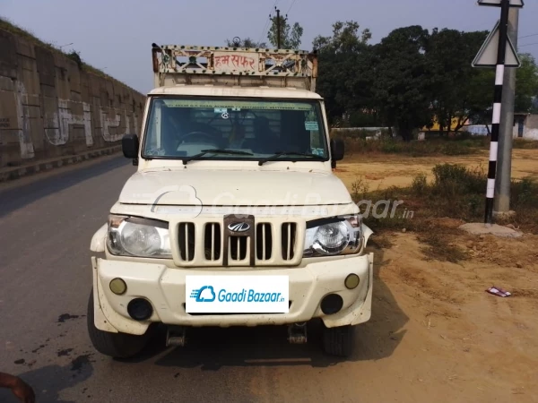 MAHINDRA Bolero Maxitruck Plus