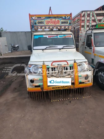 MAHINDRA Bolero Pik-Up