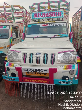 MAHINDRA Bolero Pik-Up