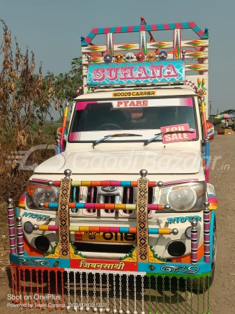 MAHINDRA Bolero Camper