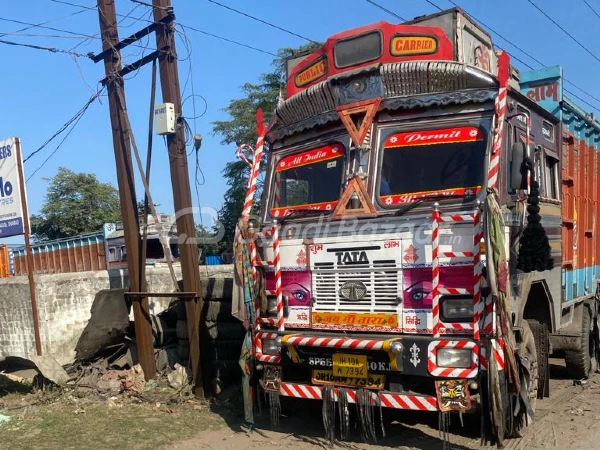 TATA MOTORS LPT 3118