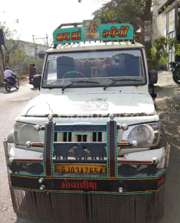 MAHINDRA BOLERO