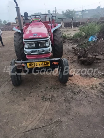 MAHINDRA Arjun 555 Di