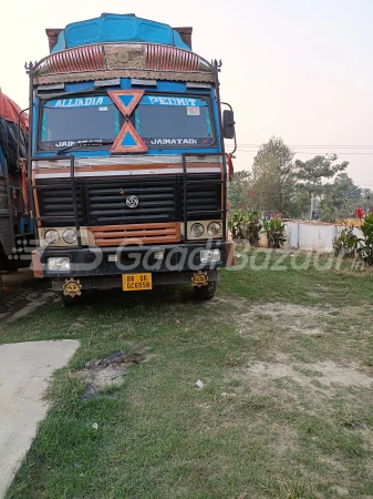 ASHOK LEYLAND 3718