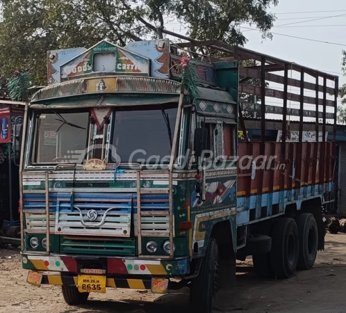 ASHOK LEYLAND 2516 IL