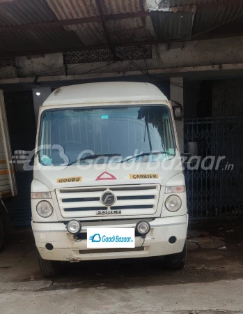 FORCE MOTORS TRAX DELIVERY VAN