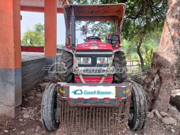 MAHINDRA 555 Di Power Plus