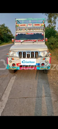 MAHINDRA Bolero Pik-Up