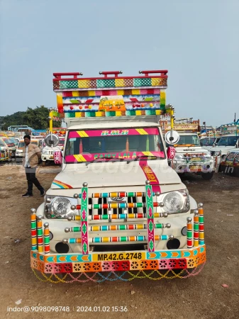 MAHINDRA Bolero Maxitruck Plus