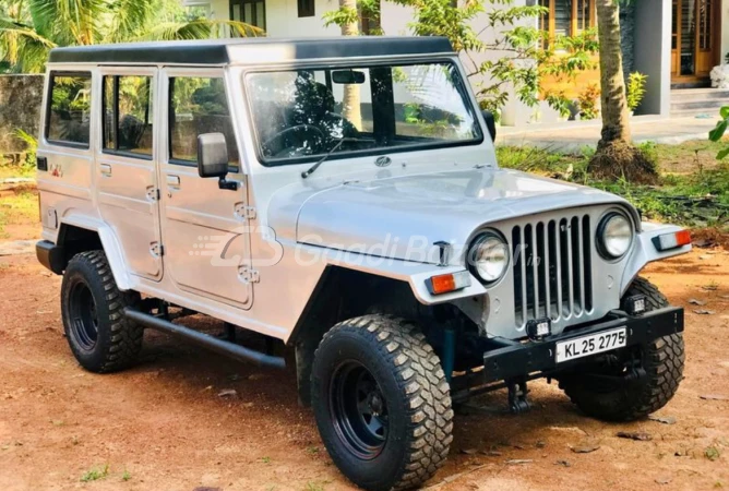 MAHINDRA JEEP