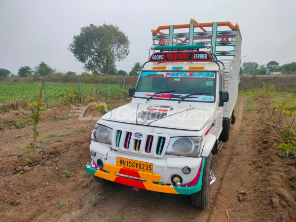 MAHINDRA Bolero Pik-Up