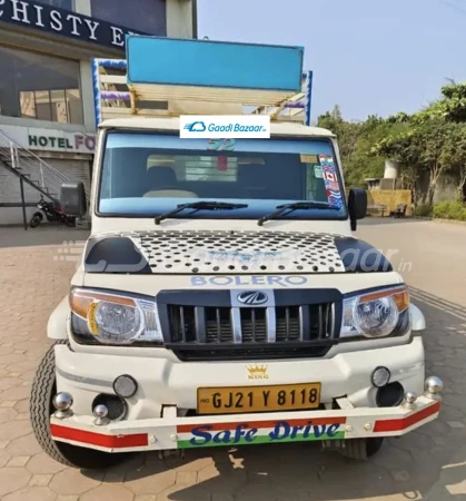 MAHINDRA Bolero Pik-Up