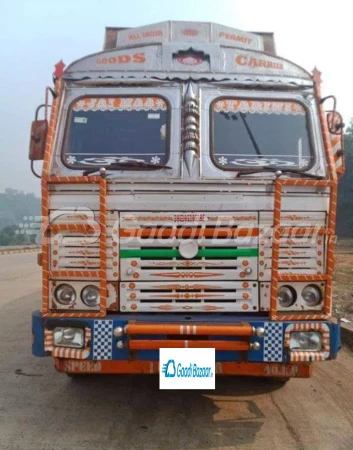 ASHOK LEYLAND 3118 HD