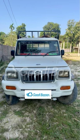 MAHINDRA Bolero Camper