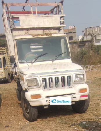 MAHINDRA Bolero Pik-Up