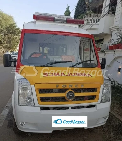 FORCE MOTORS TRAVELLER AMBULANCE