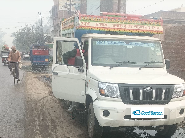 MAHINDRA Bolero Maxitruck CNG