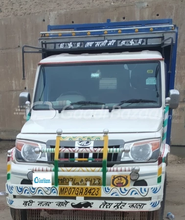 MAHINDRA Bolero Pik-Up