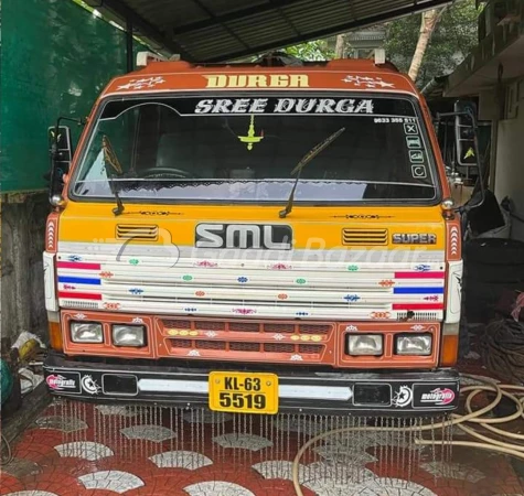 SML ISUZU SWARAJ