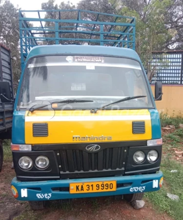 MAHINDRA DI 3200