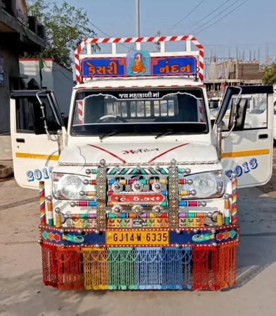 MAHINDRA BOLERO