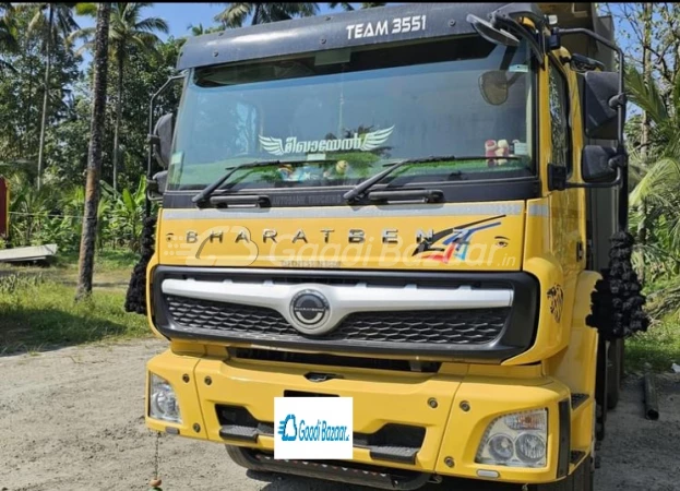 DAIMLER INDIA COMMERCIAL VEHICLES 2823C