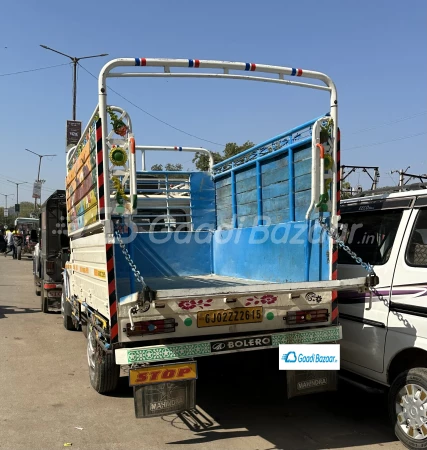 MAHINDRA Bolero Pik-Up