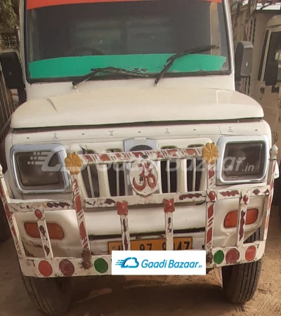 MAHINDRA Bolero Camper