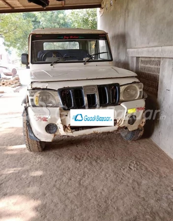 MAHINDRA Bolero Camper