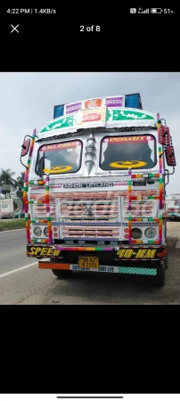 ASHOK LEYLAND 3718