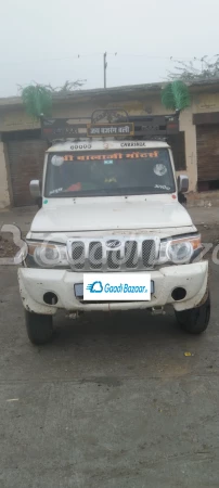 MAHINDRA Bolero Pik-Up