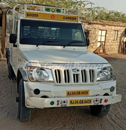 MAHINDRA Bolero Pik-Up