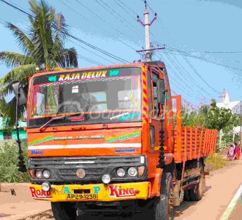 ASHOK LEYLAND BOSS 1112