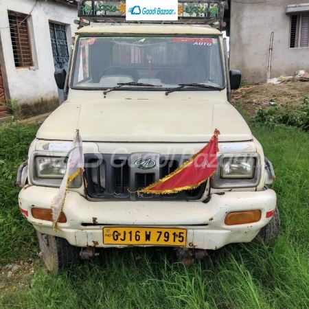 MAHINDRA Bolero Camper