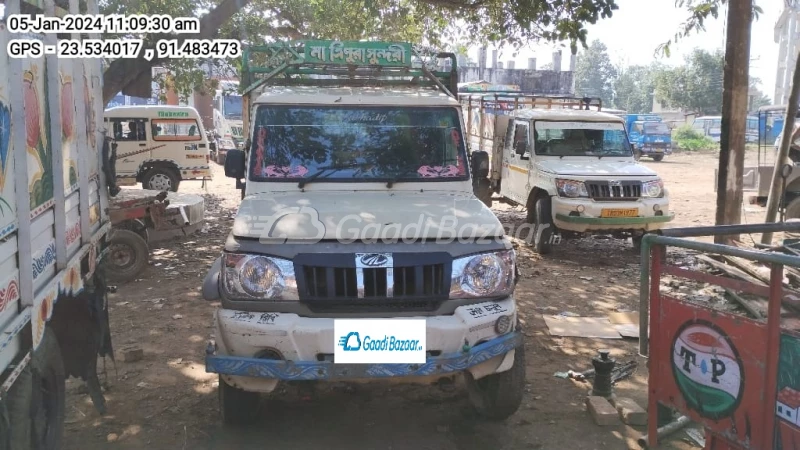 MAHINDRA Bolero Pik-Up