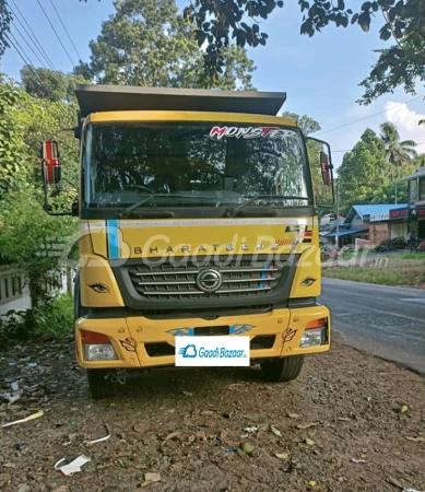 DAIMLER INDIA COMMERCIAL VEHICLES 2523